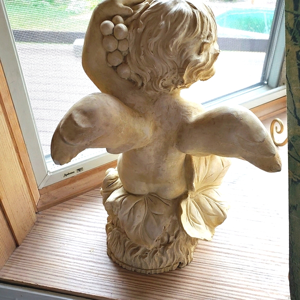 Cherub Angel Wings Statue sitting on Grapes & Leaves hidden door on bottom - Picture 7 of 13